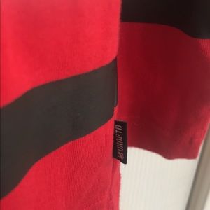 Undefeated Shirts - Sweatshirt by Undefeated Undefeated Shirts - Sweatshirt by Undefeated